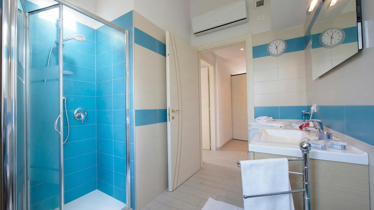 Photo of Bathroom in Angera