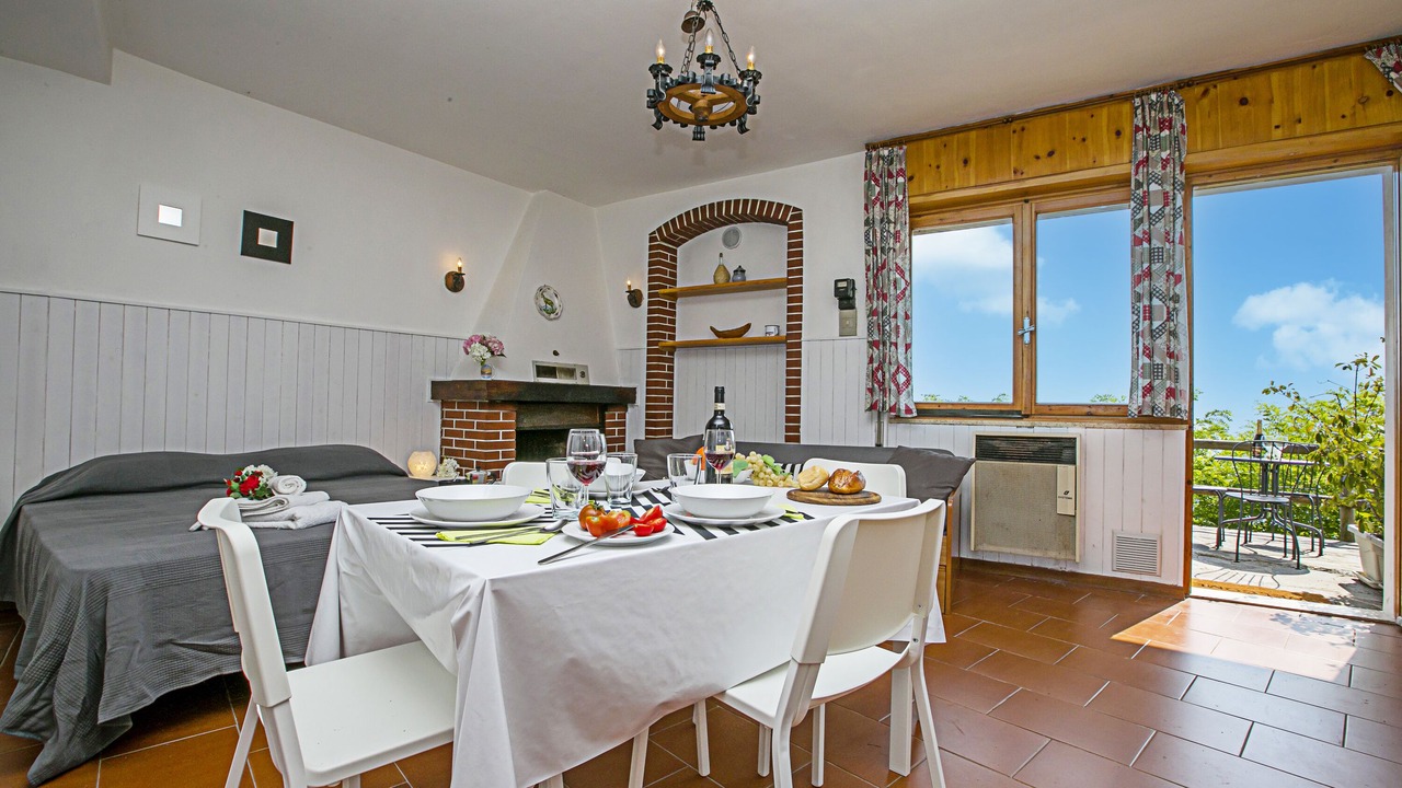 Photo of Livingroom in Tremosine