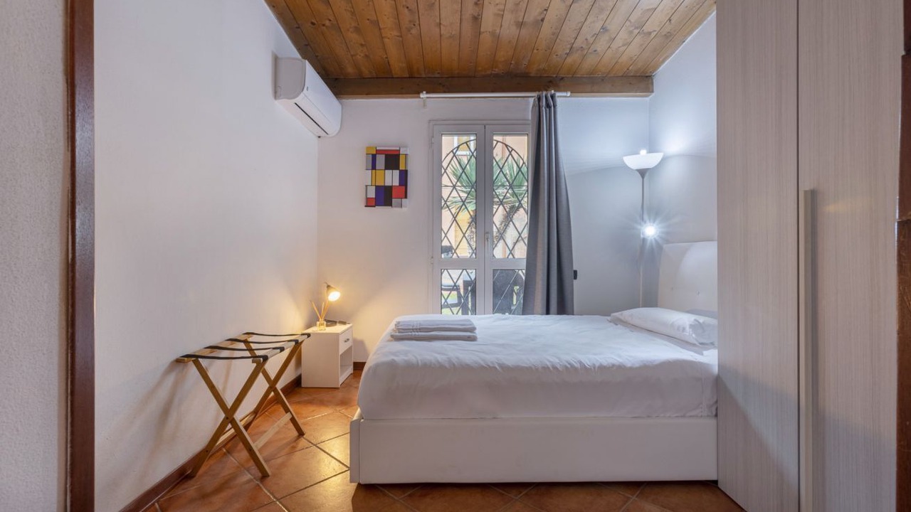 Photo of Bedroom in Ferrara Historic Centre