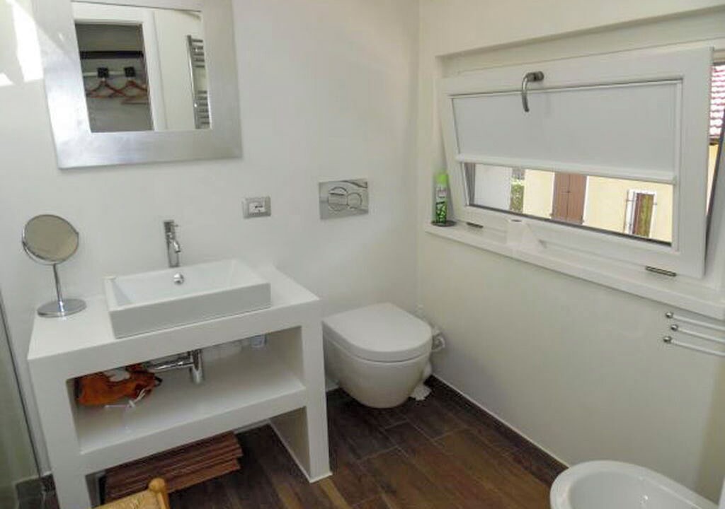 Photo of Bathroom in Maccagno