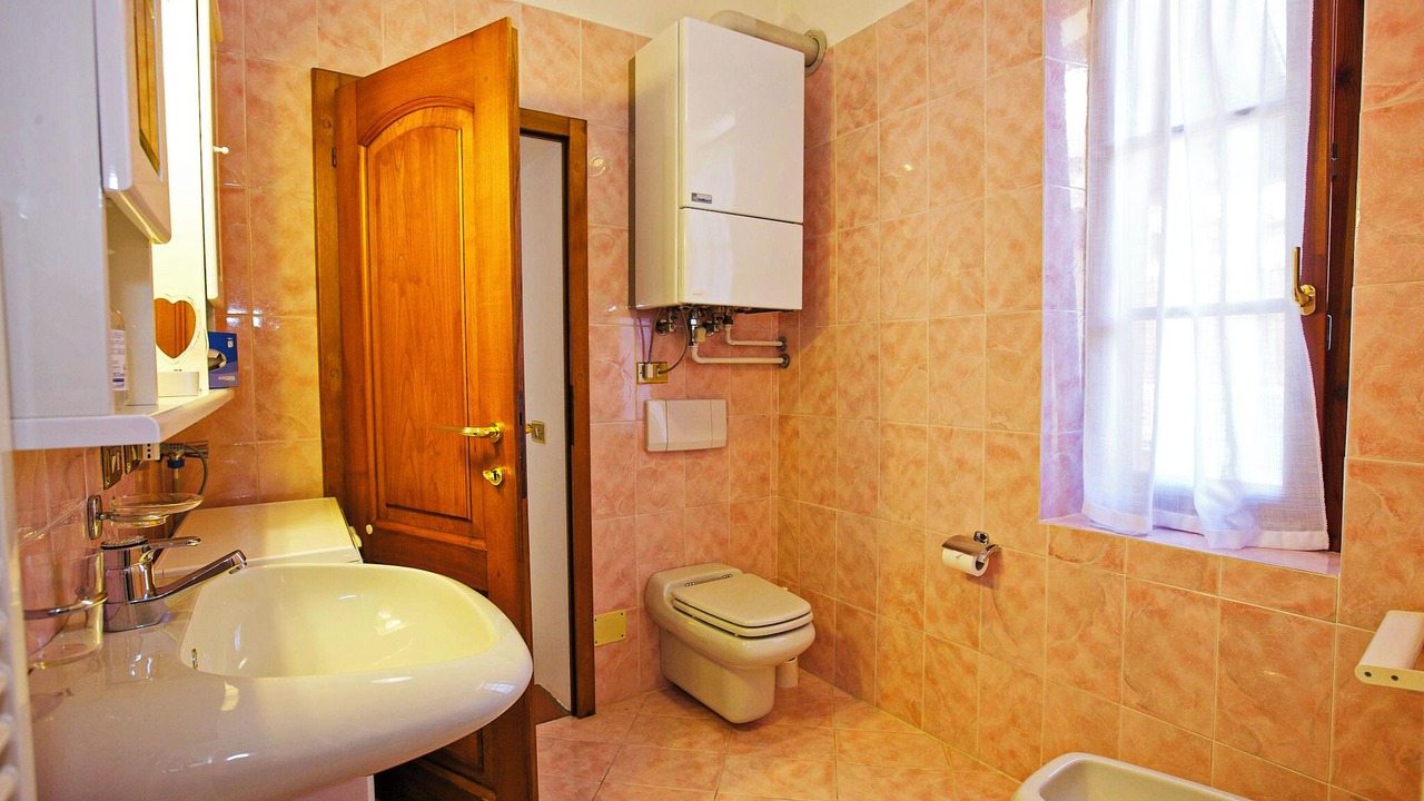 Photo of Bathroom in Cannobio