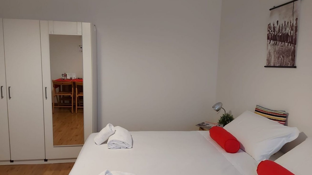 Photo of Bedroom in Rho