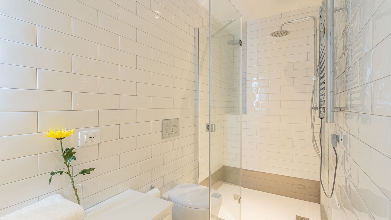Photo of Bathroom in Carate Urio