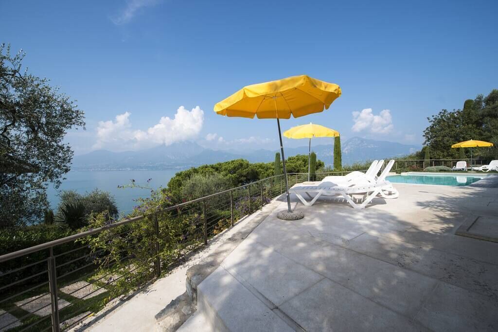 Photo of Patio Balcony in Frader