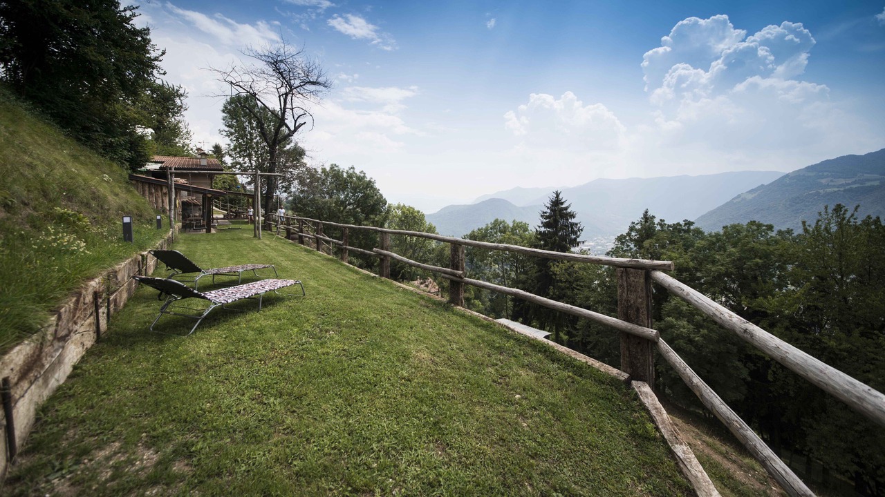 Photo of Outdoor in Bossico
