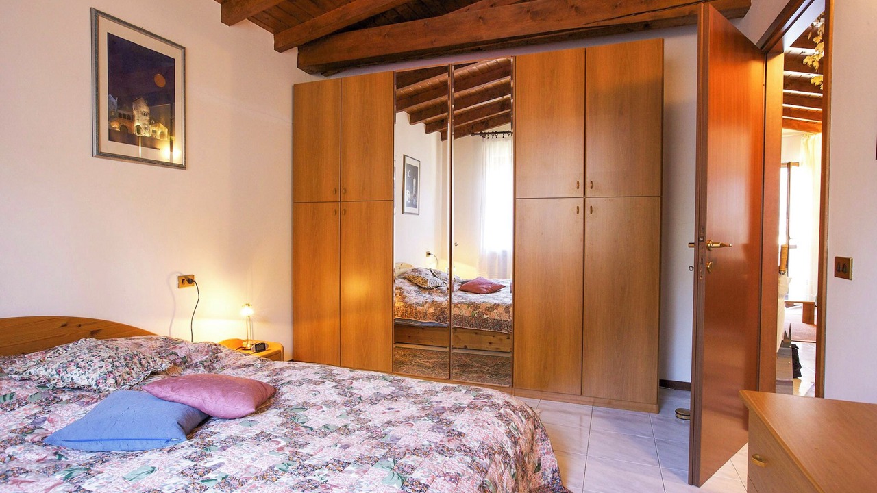 Photo of Bedroom in Pino Lago Maggiore