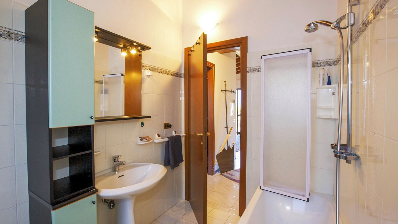 Photo of Bathroom in Pino Lago Maggiore