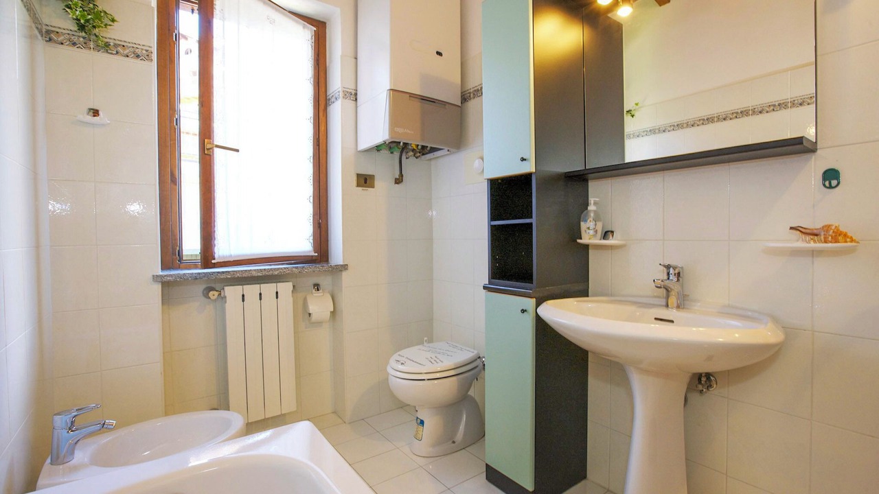 Photo of Bathroom in Pino Lago Maggiore