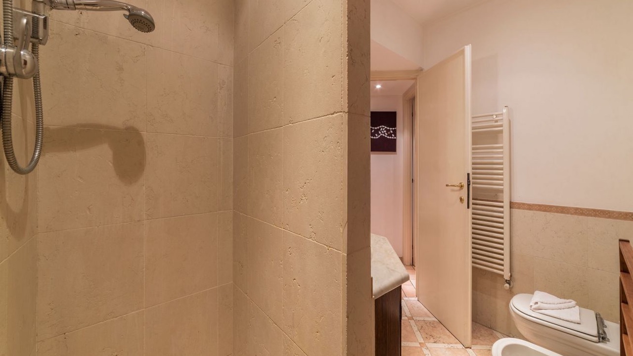 Photo of Bathroom in Rione VII Regola
