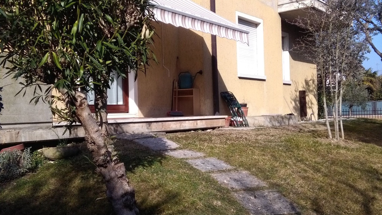 Photo of Outdoor in Lugana