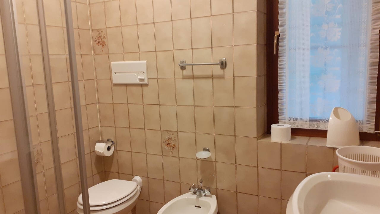 Photo of Bathroom in Malcesine
