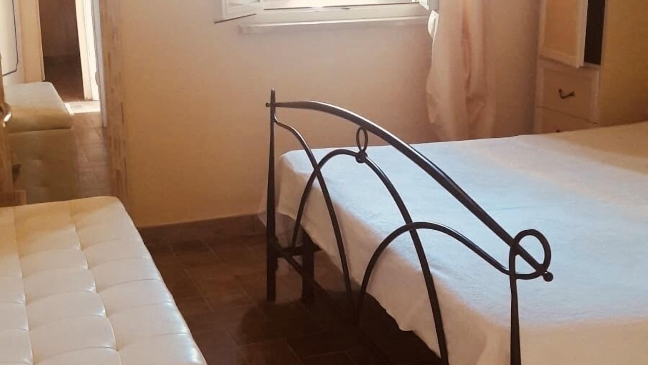 Photo of Bedroom in Latina Lido