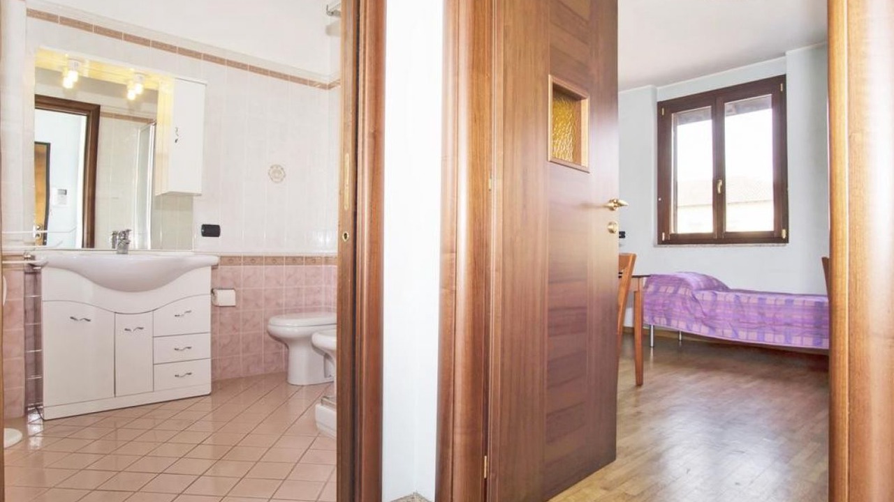 Photo of Bathroom in Rho