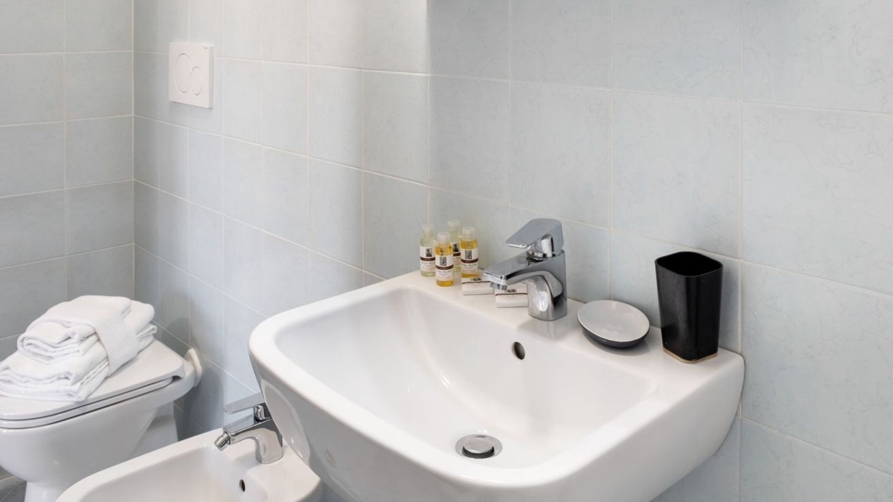 Photo of Bathroom in Historic Centre