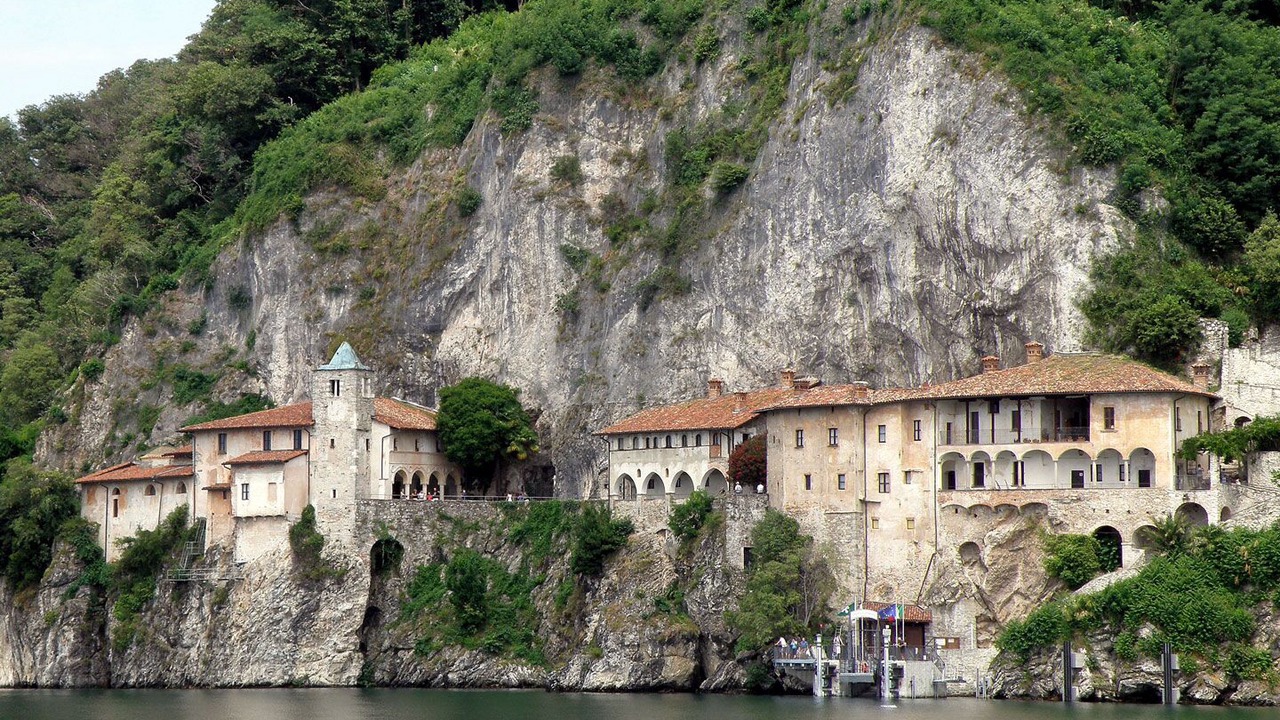 Photo of Others in Cuirone