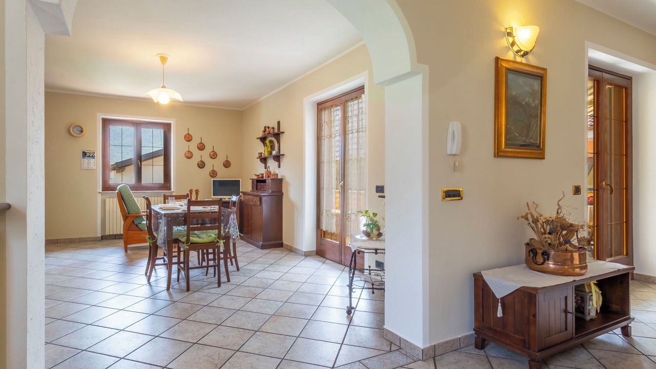 Photo of Bedroom in Premosello Chiovenda