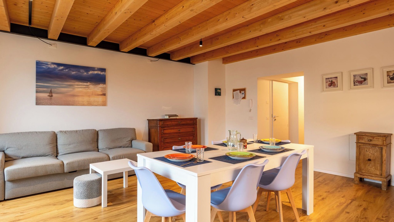 Photo of Livingroom in Assenza