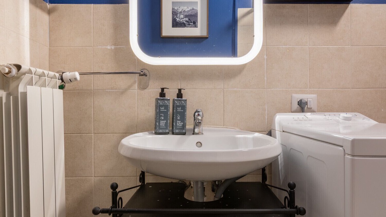 Photo of Bathroom in Historic Centre