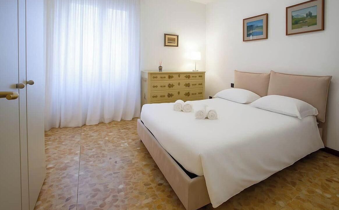 Photo of Bedroom in Iseo