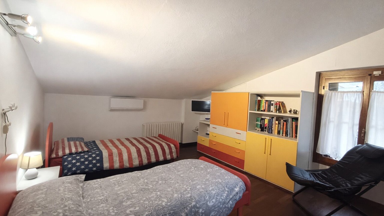 Photo of Bedroom in Mergozzo