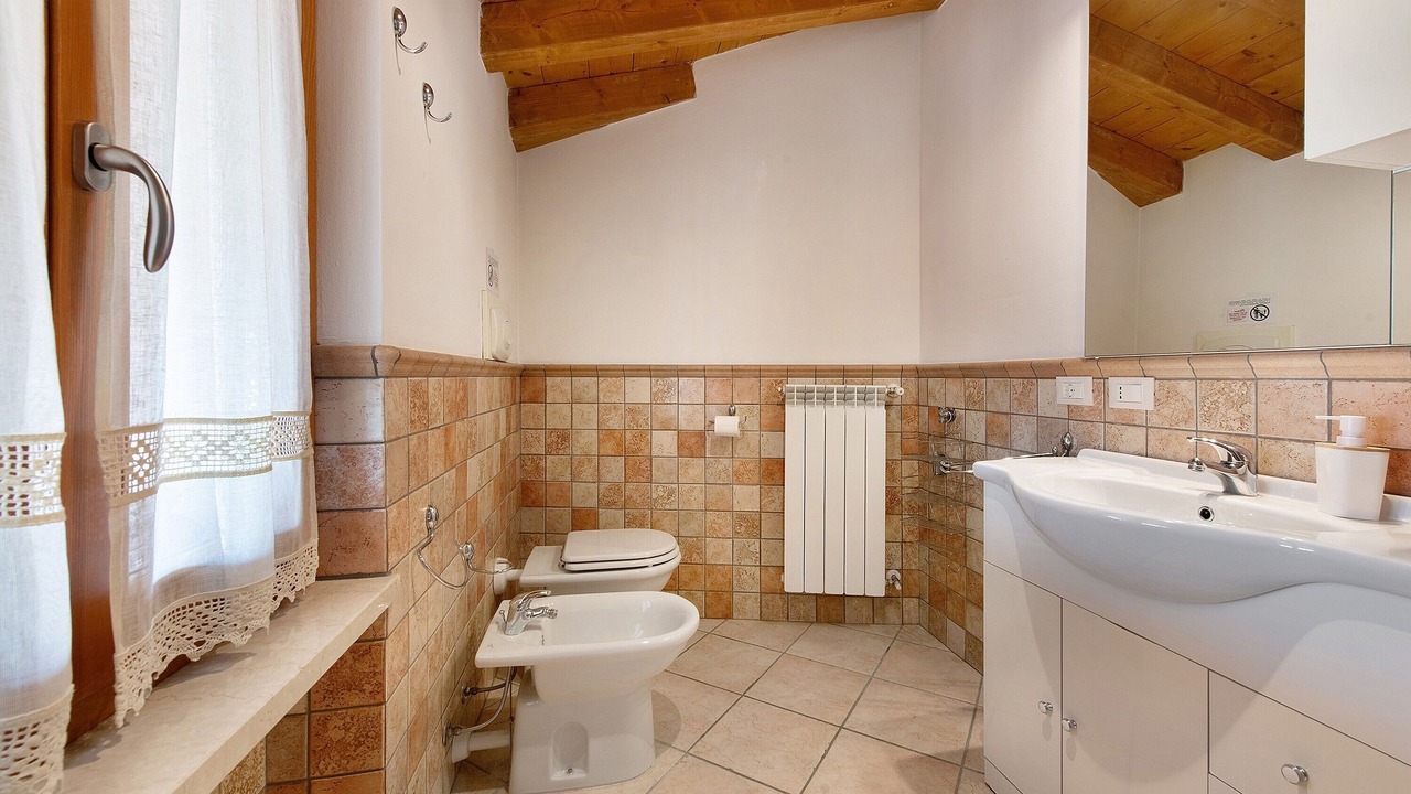 Photo of Bathroom in Portese