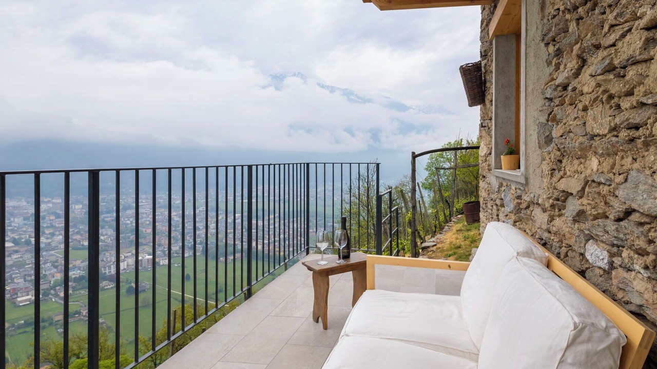 Photo of Patio Balcony in Civo