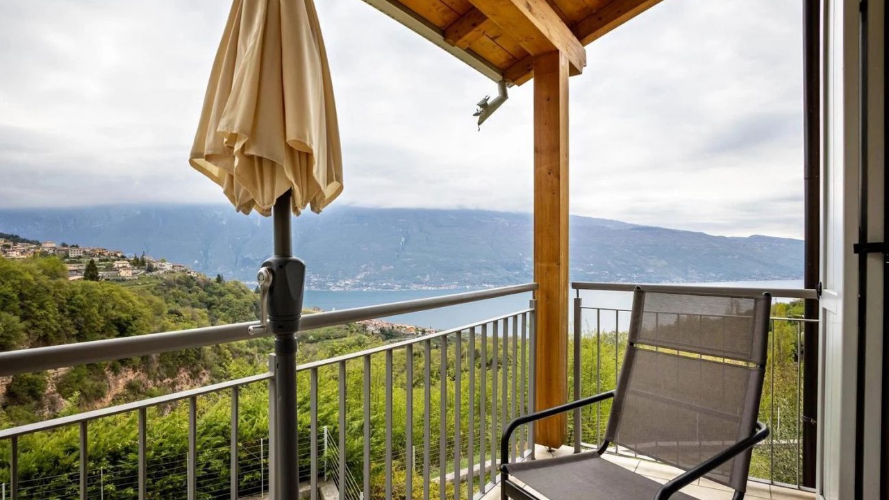 Photo of Outdoor in Aer