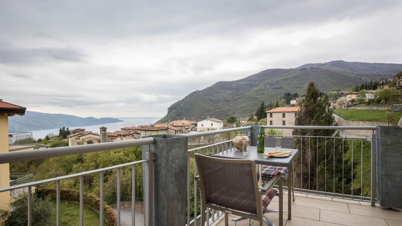 Photo of Outdoor in Aer
