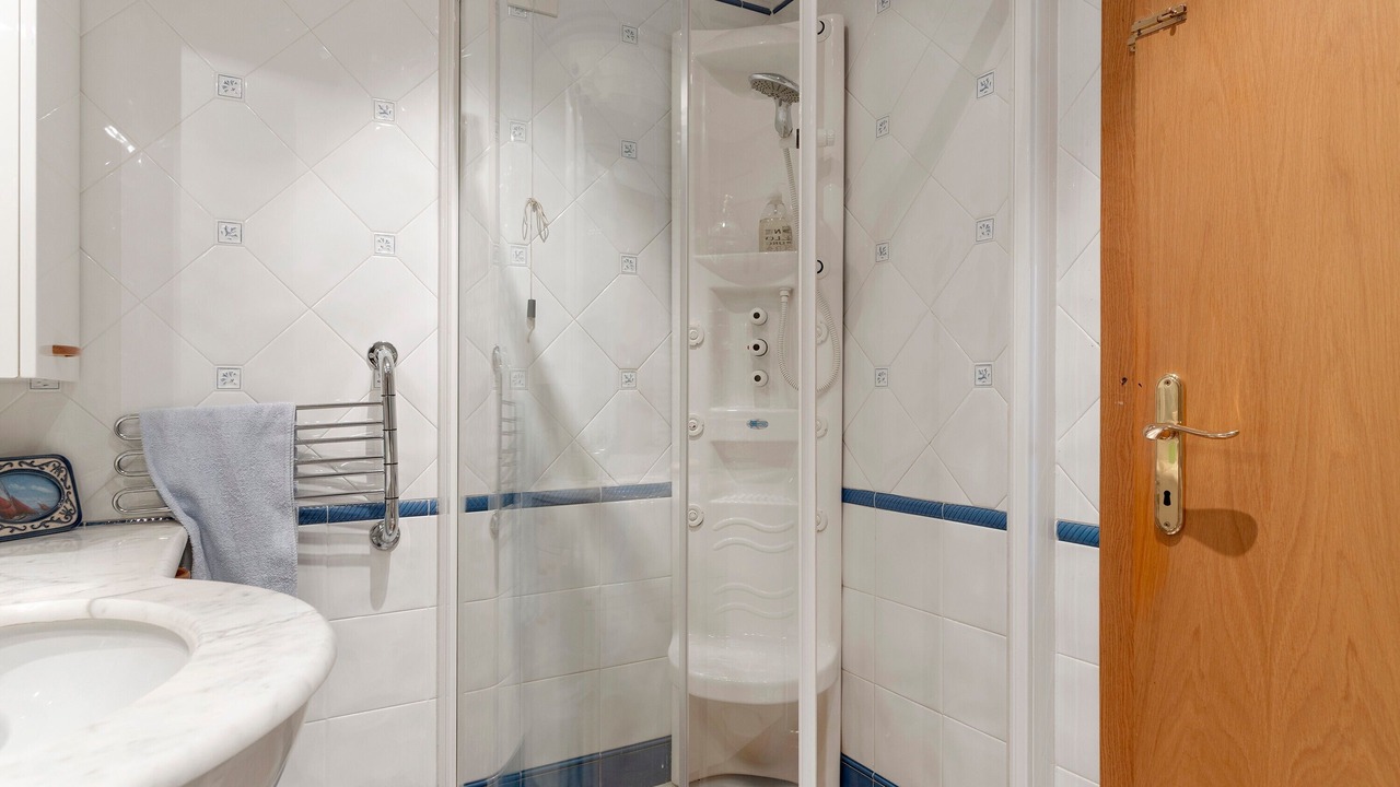 Photo of Bathroom in Barco