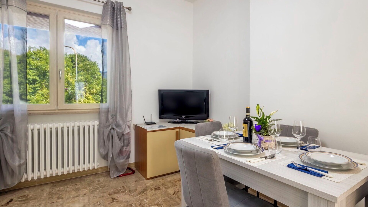 Photo of Bedroom in Porto Valtravaglia