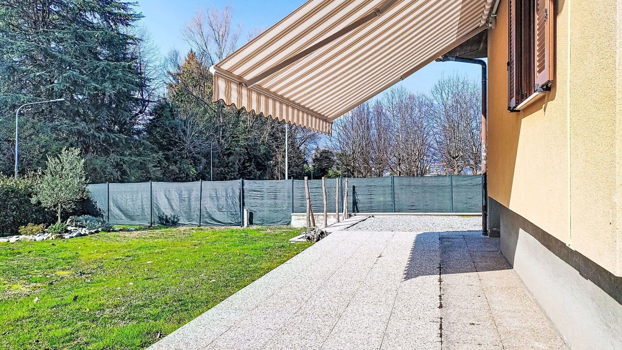Photo of Patio Balcony in Porto Valtravaglia