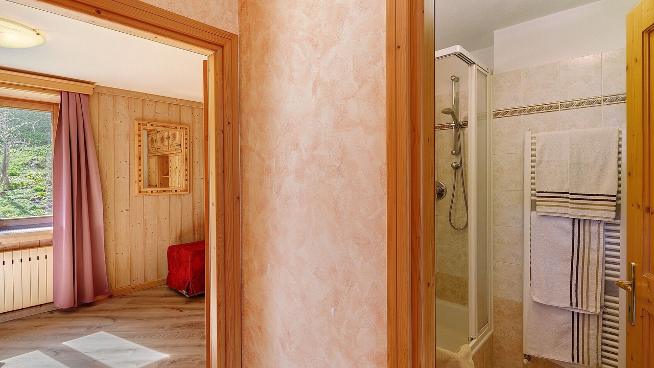 Photo of Bathroom in Teola