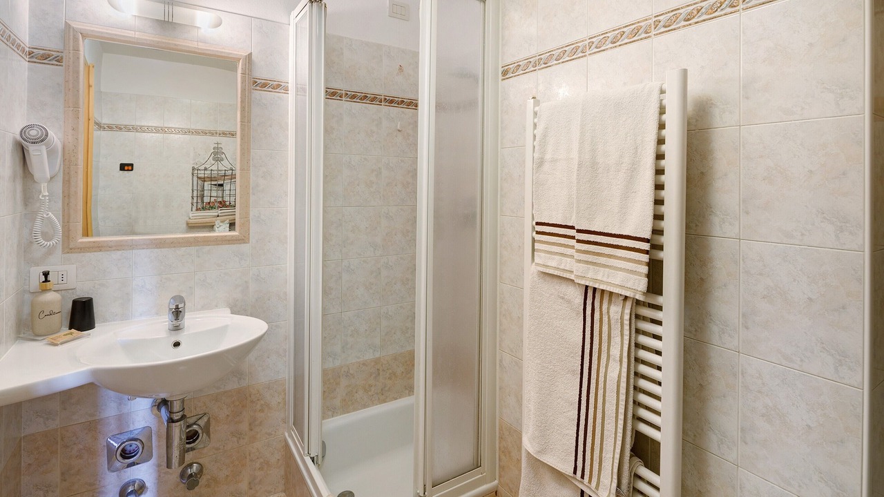 Photo of Bathroom in Teola