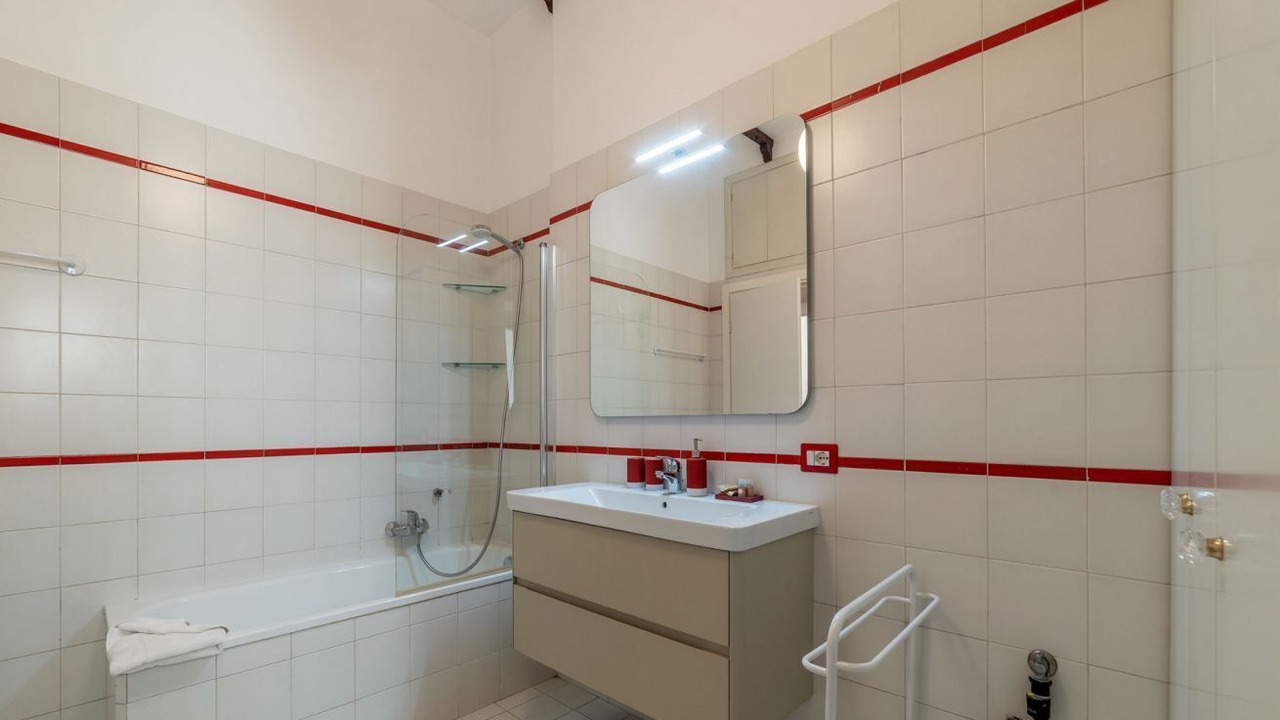 Photo of Bathroom in Rione VII Regola