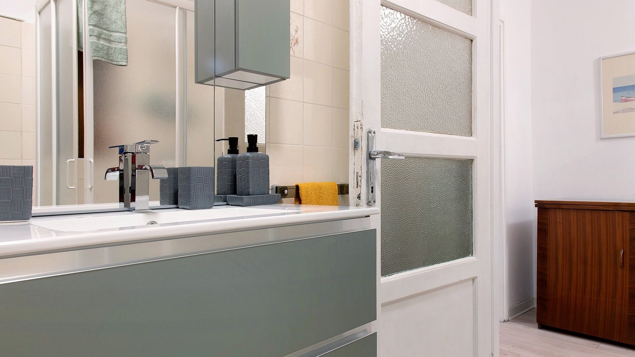 Photo of Bathroom in Brusimpiano