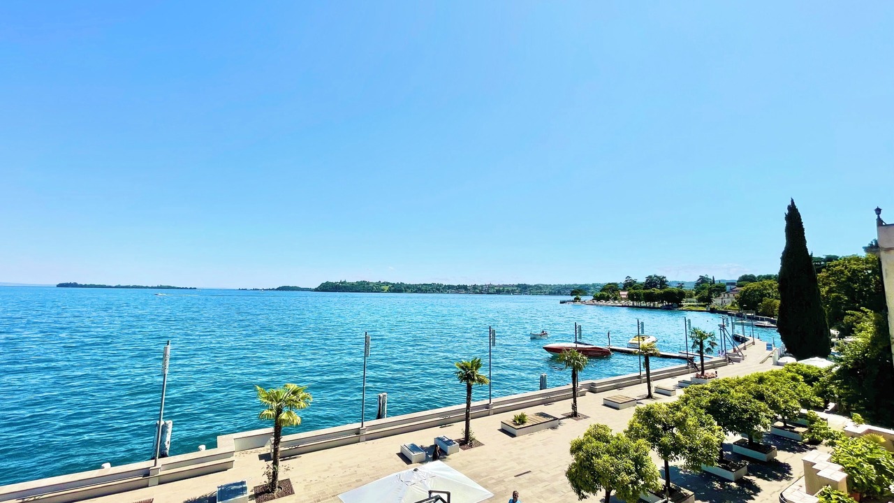 Photo of Outdoor in Morgnaga