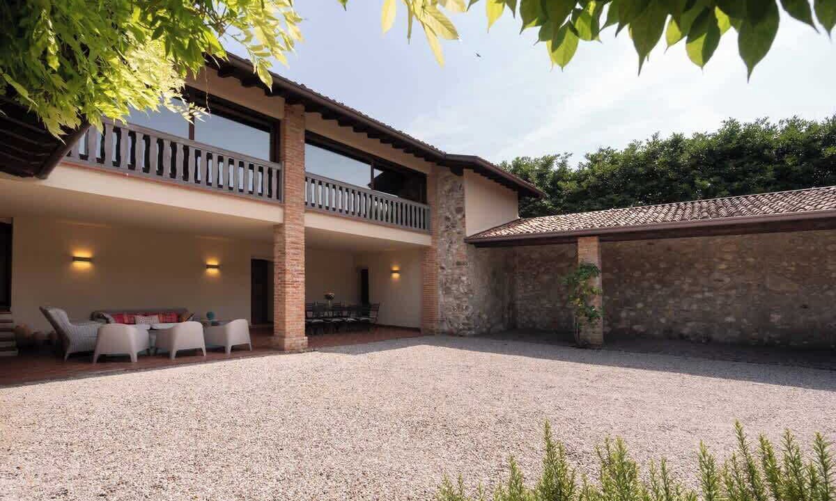 Photo of Patio Balcony in Monte
