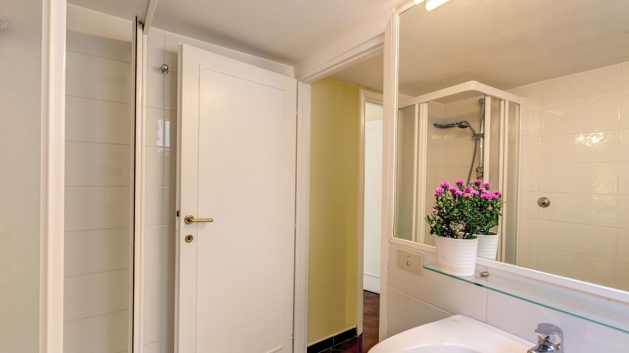 Photo of Bathroom in Rione VII Regola