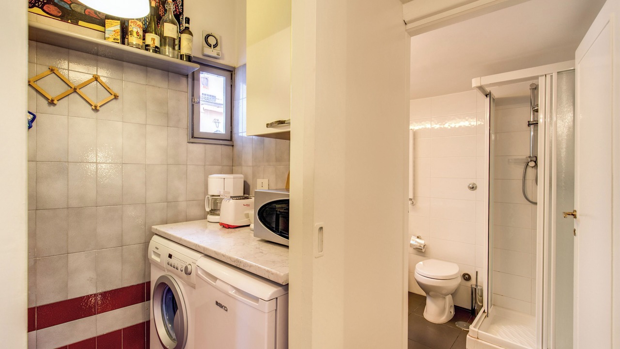 Photo of Bathroom in Rione VII Regola