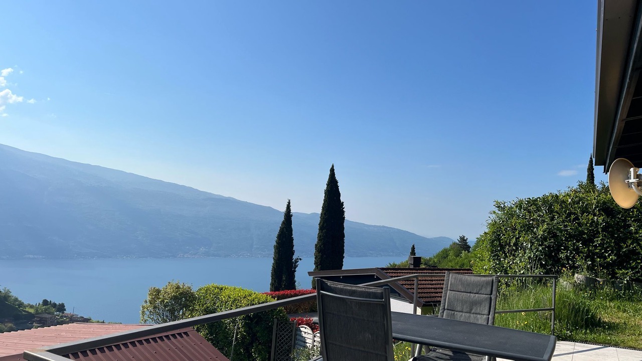 Photo of Outdoor in Aer