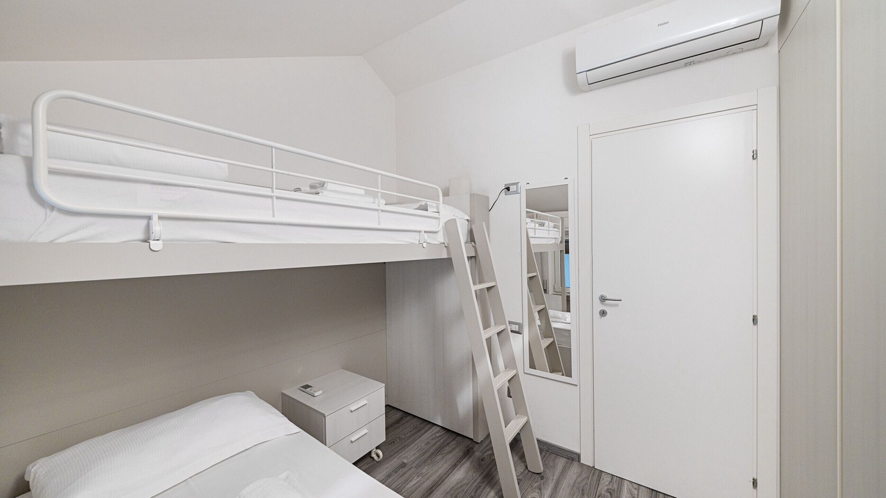 Photo of Bedroom in Padenghe sul Garda