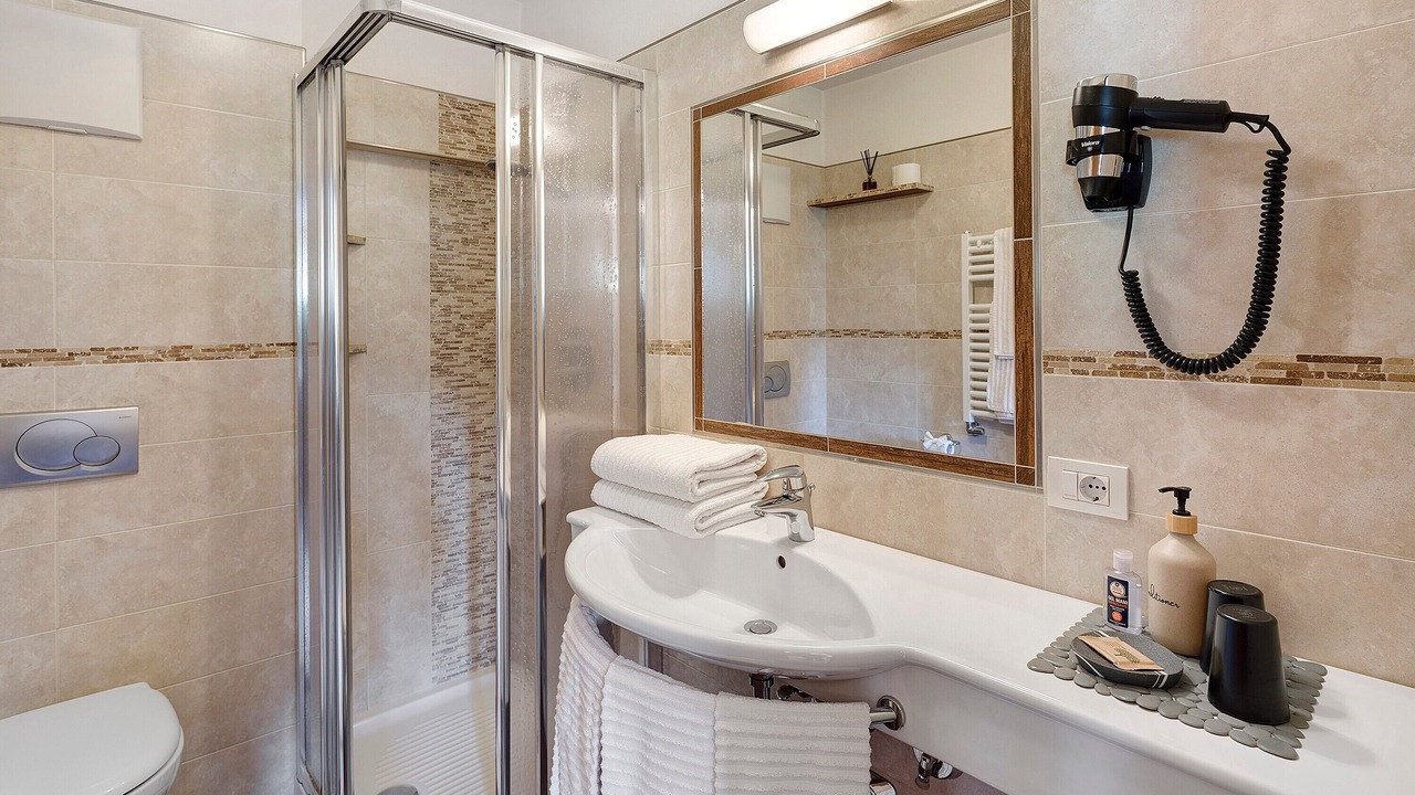 Photo of Bathroom in Teola