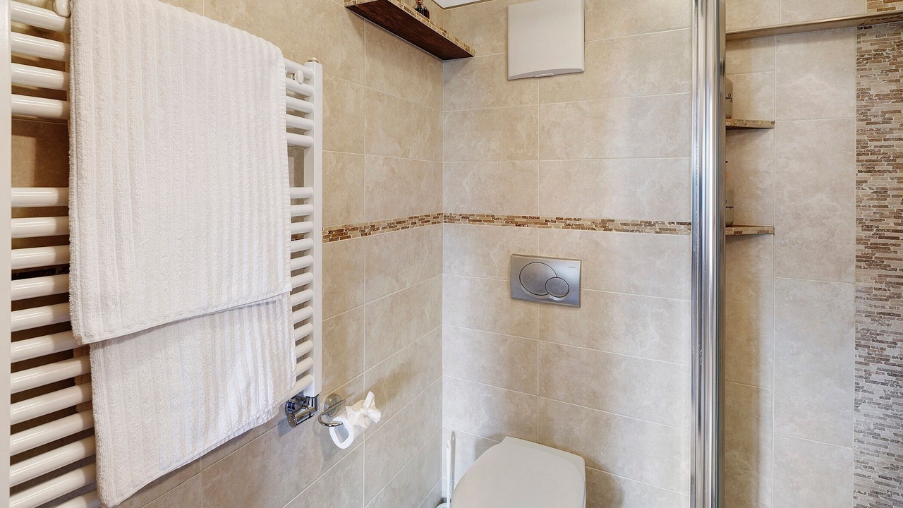 Photo of Bathroom in Teola