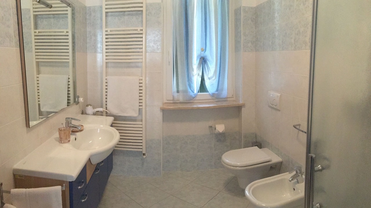 Photo of Bathroom in Magugnago