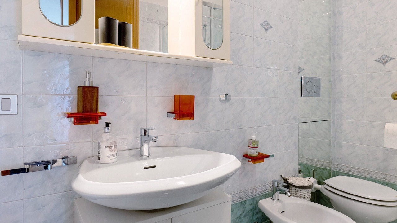 Photo of Bathroom in Lugana