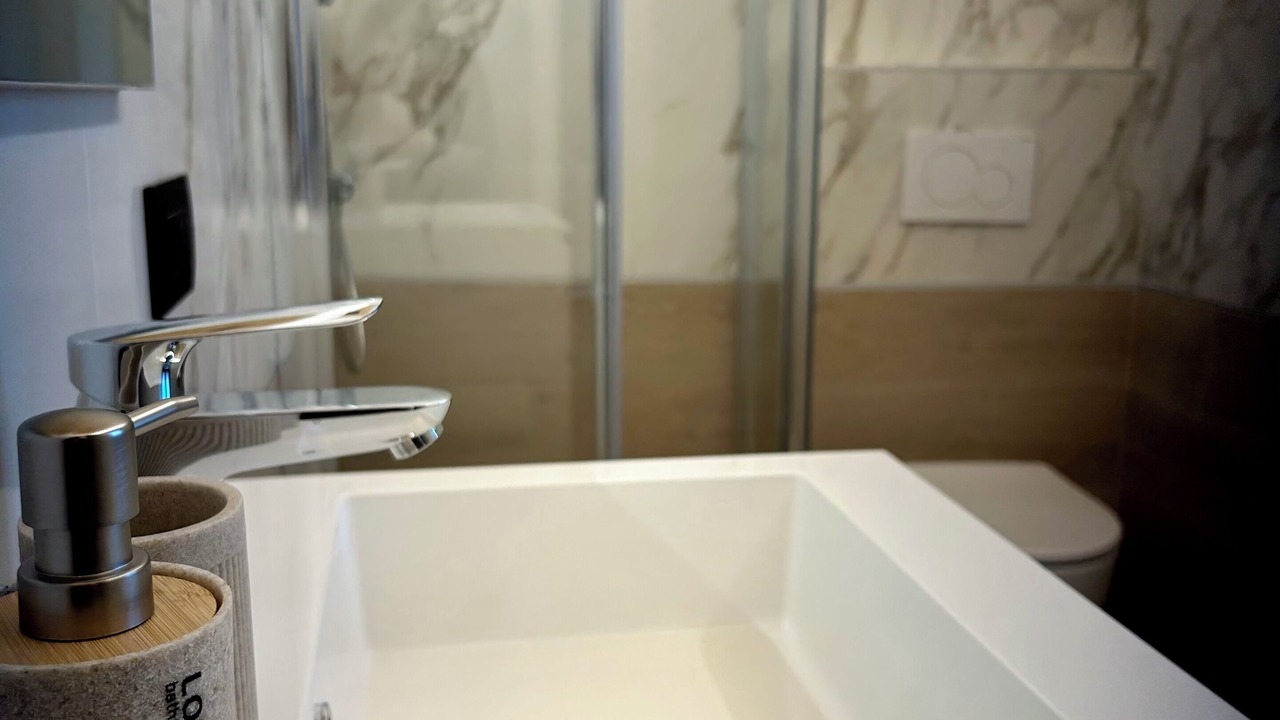 Photo of Bathroom in Avio