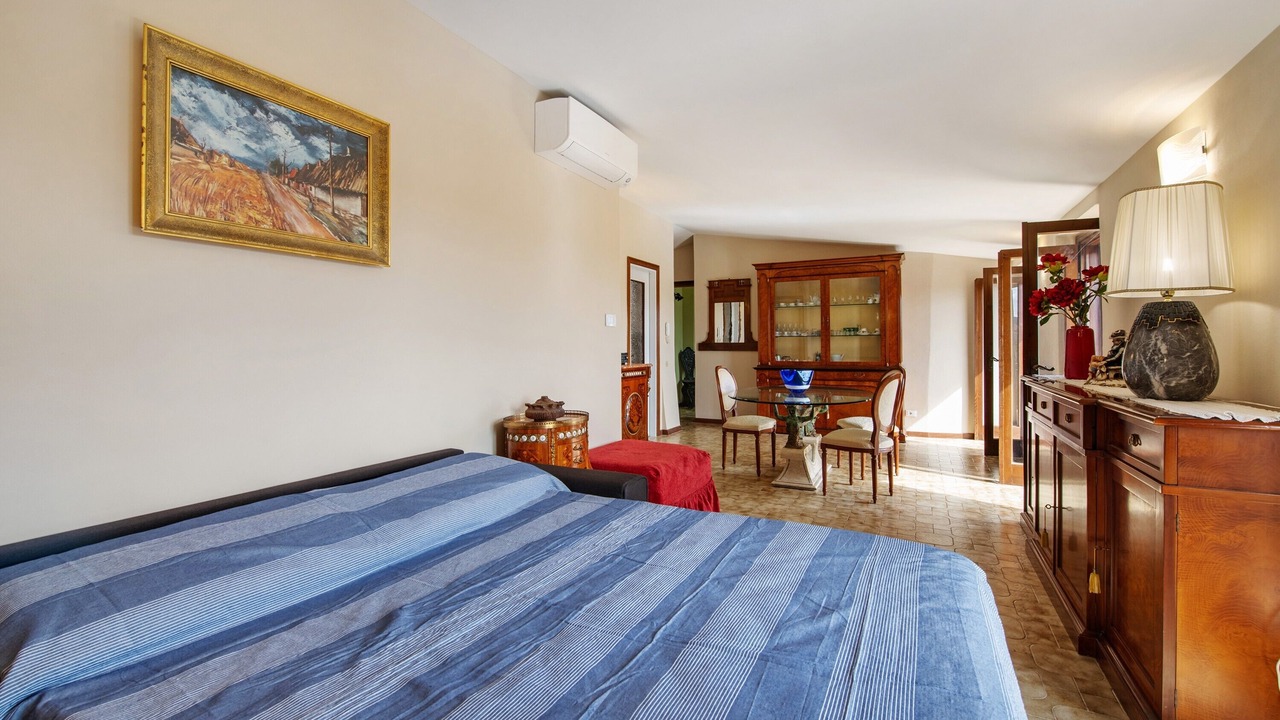 Photo of Bedroom in Manerba del Garda