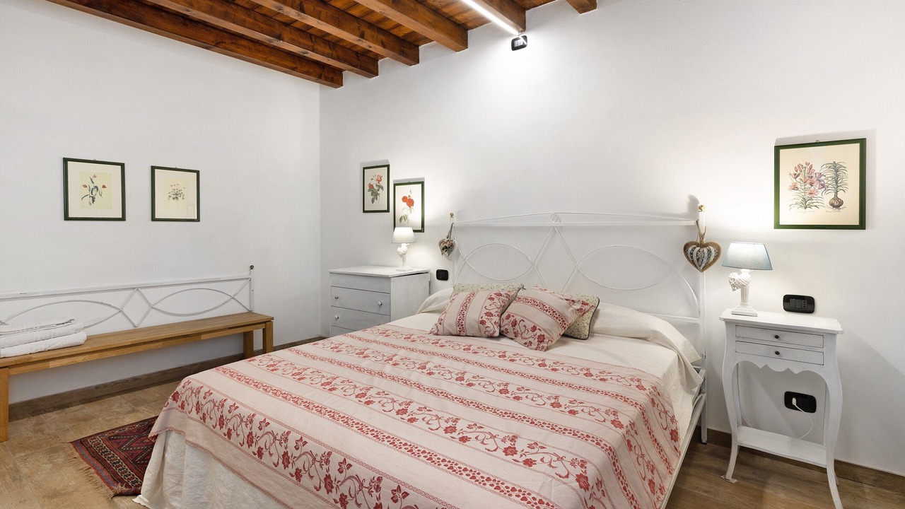 Photo of Bedroom in Polpenazze del Garda