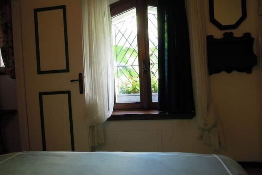 Photo of Bedroom in Gargnano