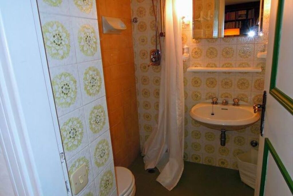 Photo of Bathroom in Gargnano